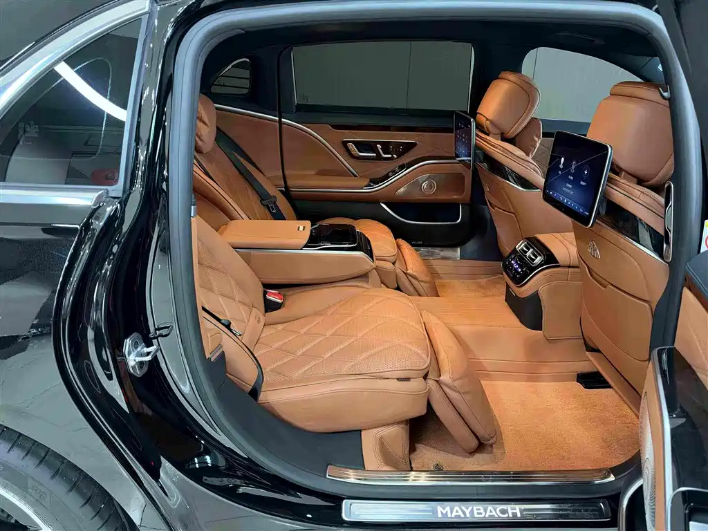 Mercedes-Benz S-Class — миниатюра 10