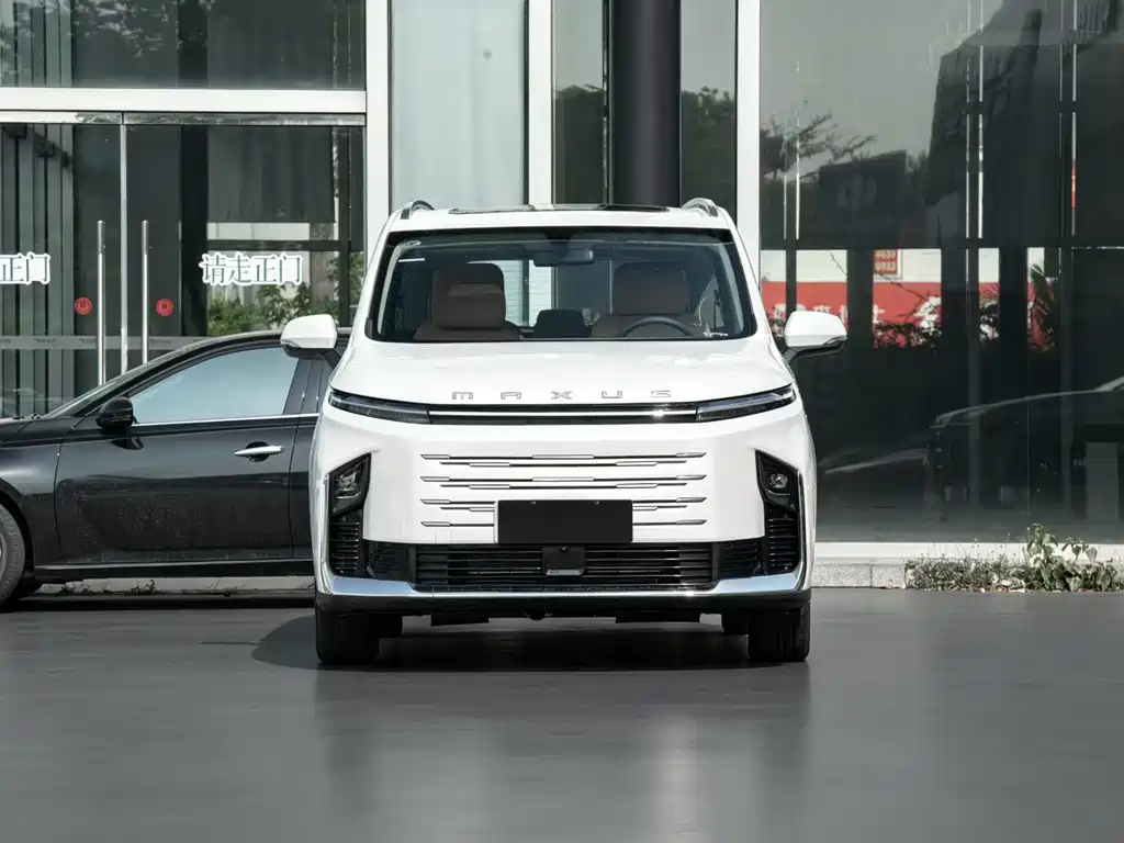 MAXUS G50 PHEV — миниатюра 2