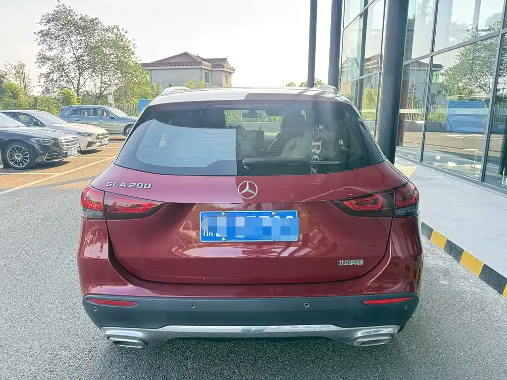 Mercedes-Benz GLA — миниатюра 7