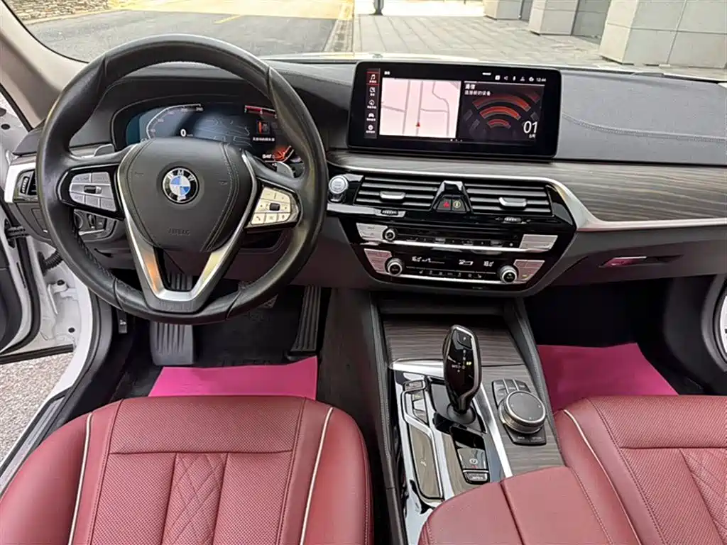 BMW  5 SERIES