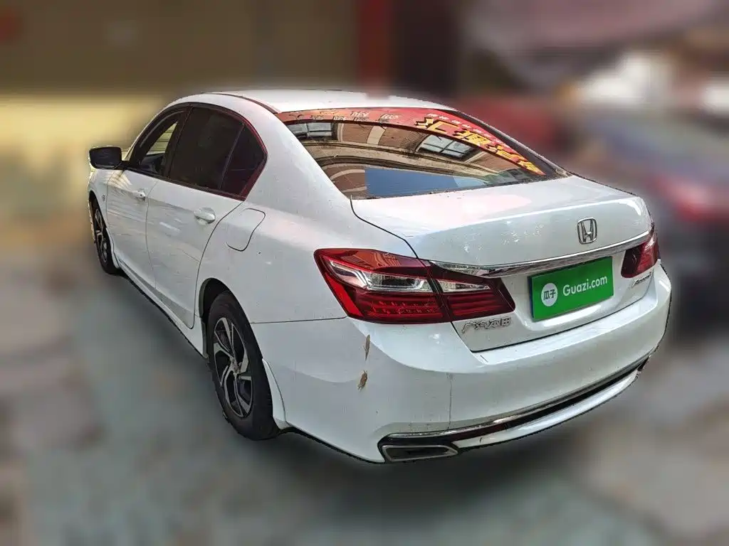Honda Accord — миниатюра 25