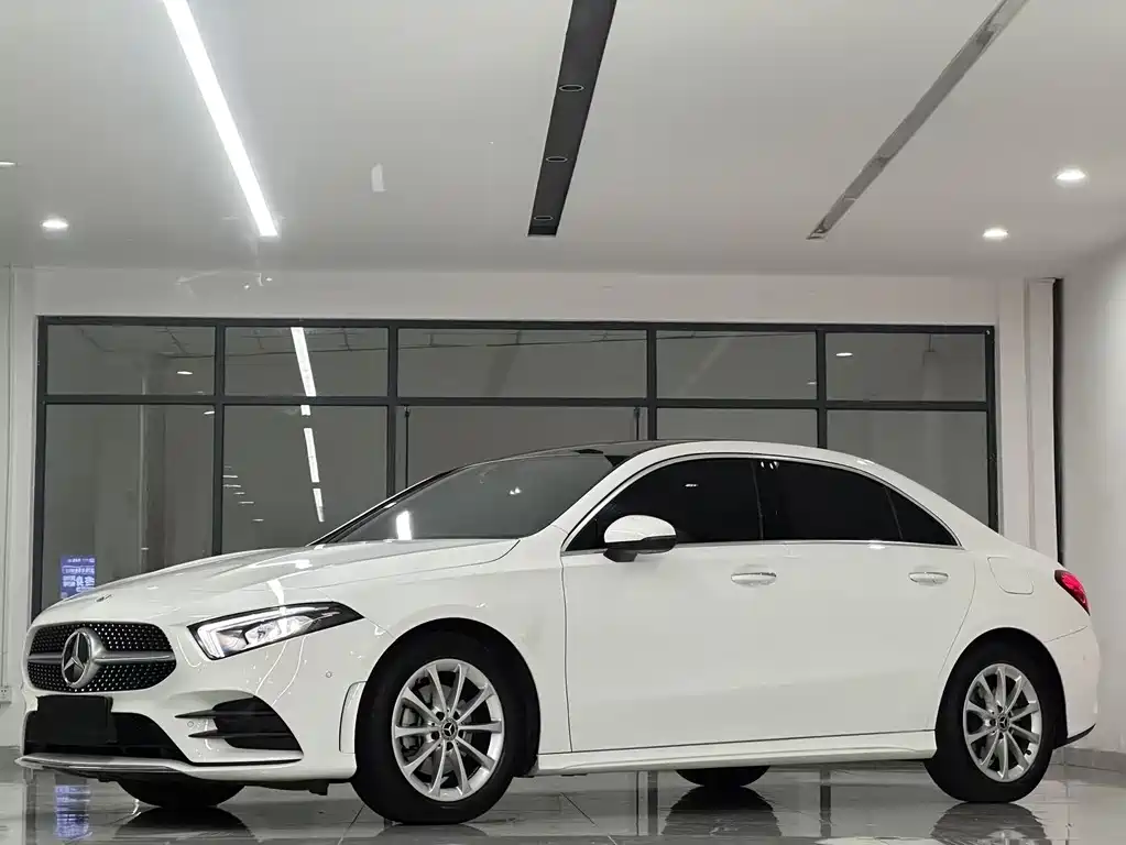 Mercedes-Benz A-Class 2021