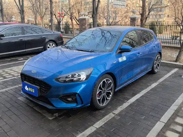 FORD FOX 2019