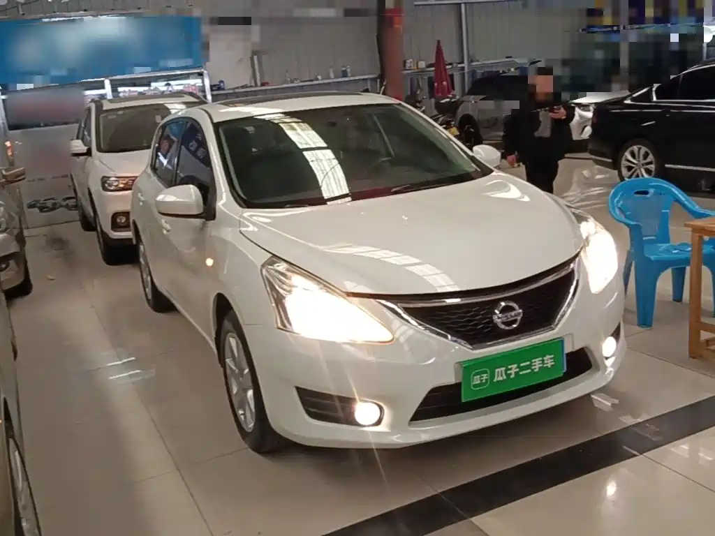 Nissan Tiida — миниатюра 4