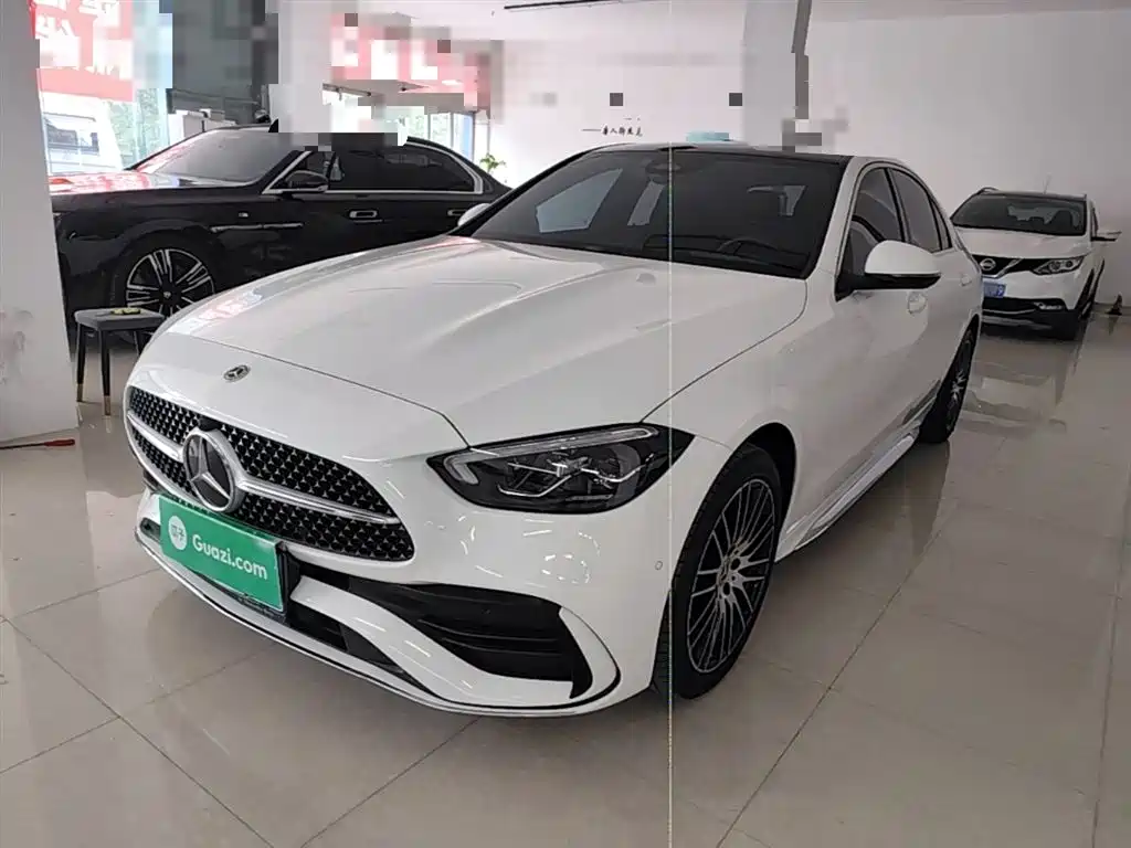 Mercedes-Benz C-Class 2024