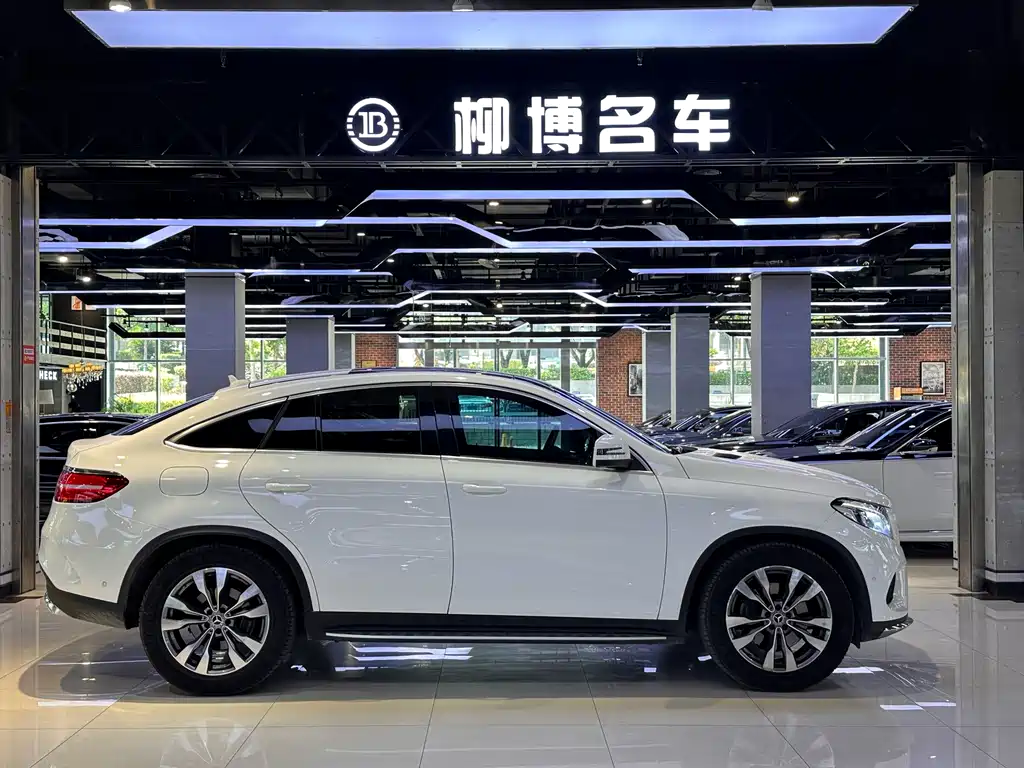 Mercedes-Benz GLE 2017 GLE 400 4MATIC SUV