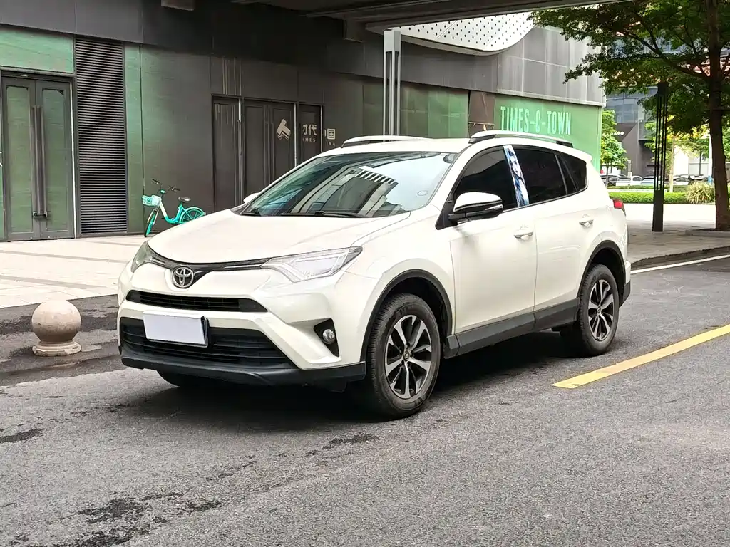 Toyota RAV4 2017