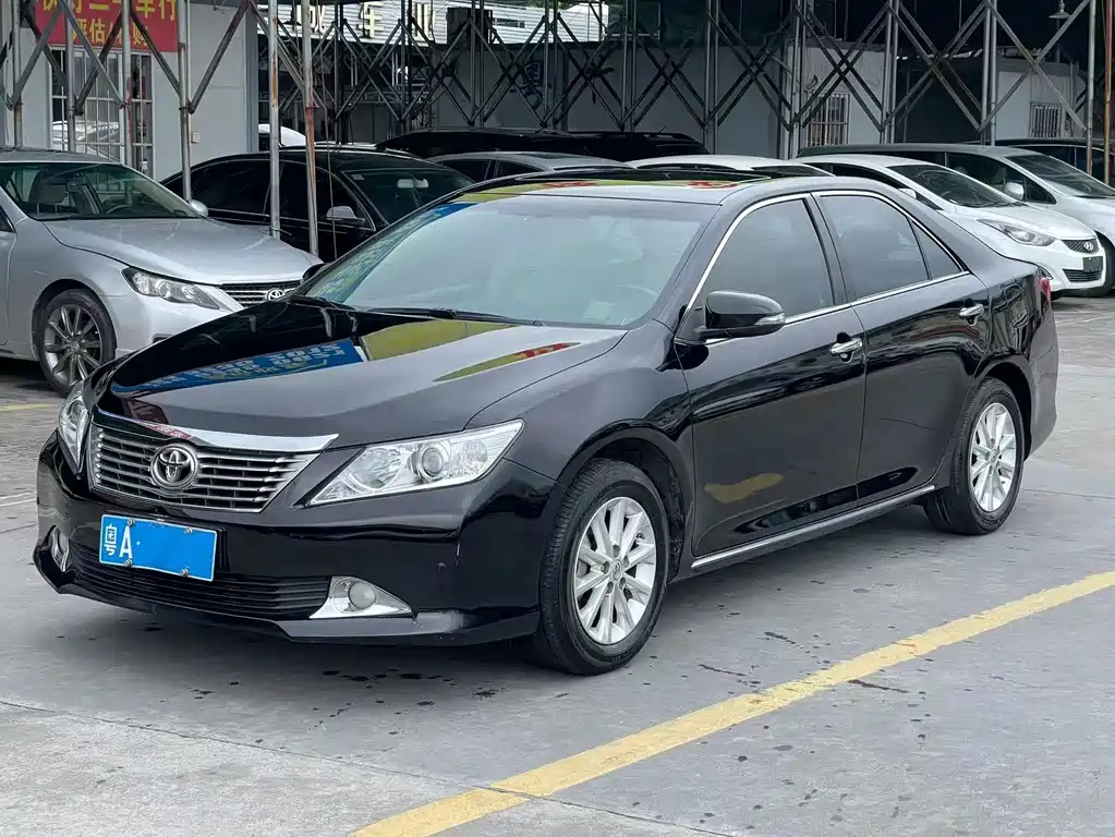 Toyota Camry 2014