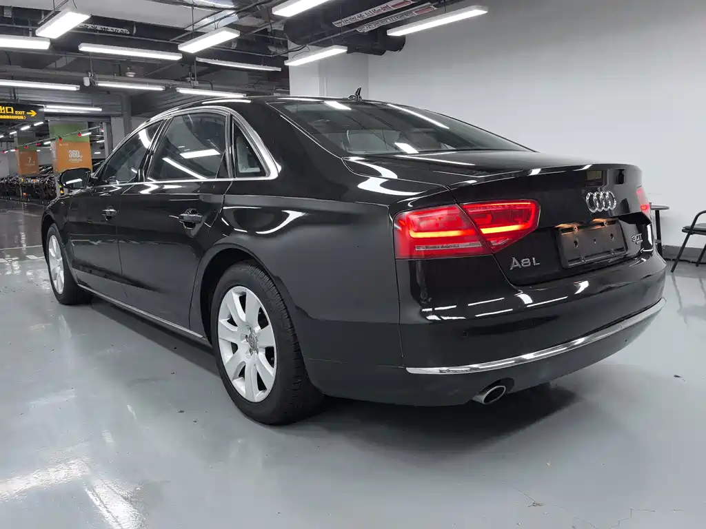 Audi A8 — миниатюра 14