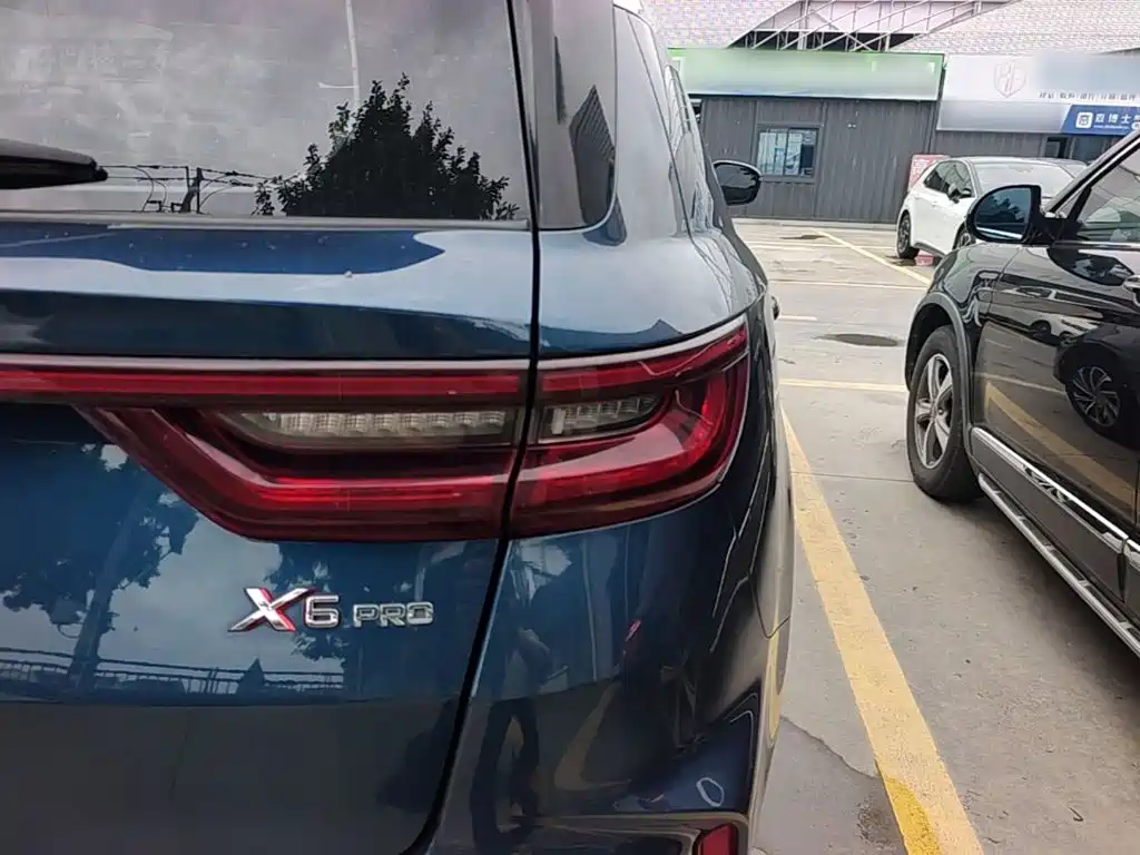 Geely Vision X6 — миниатюра 8