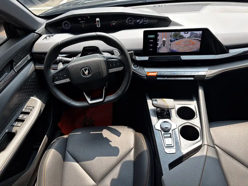 Changan UNI-V — миниатюра 5