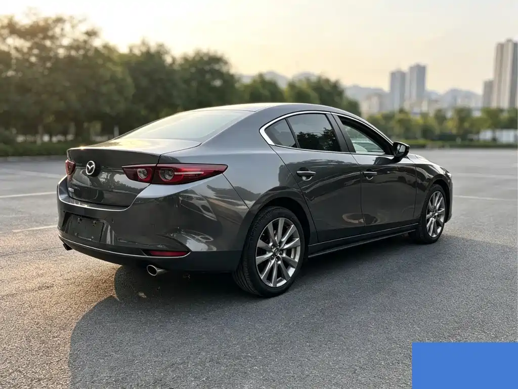 Mazda 3 Axela — миниатюра 4