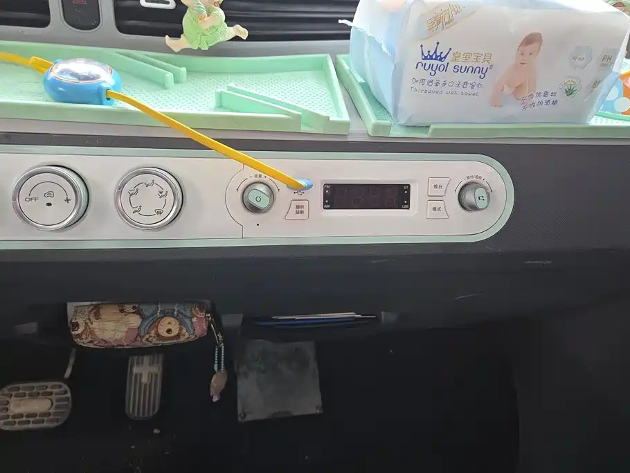 Wuling MINIEV — миниатюра 13
