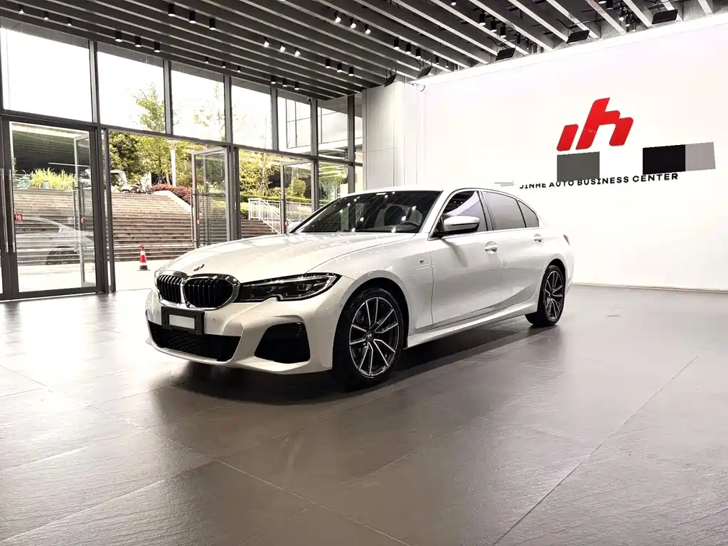BMW 3 Series 2020
