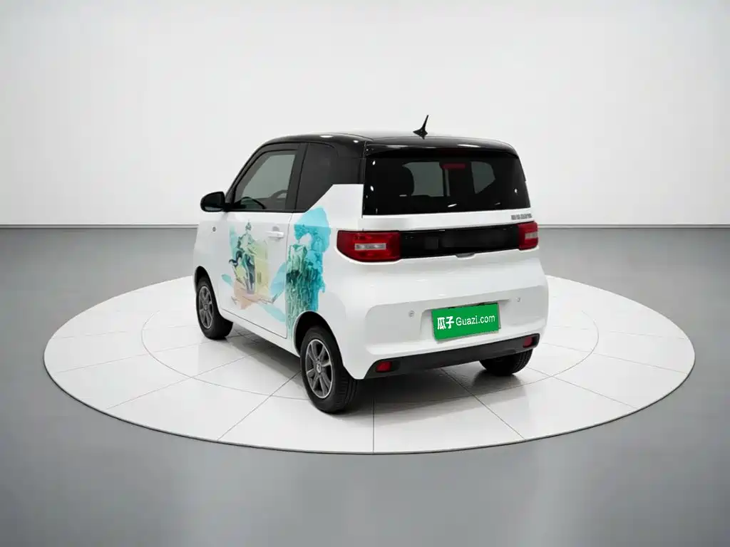 Wuling MINIEV — миниатюра 4