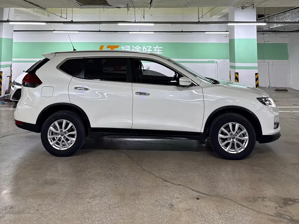 Nissan X-Trail — миниатюра 3