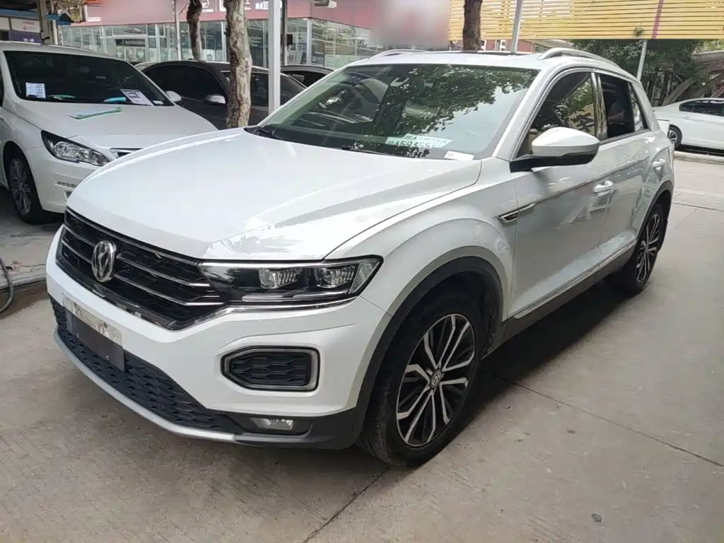 Volkswagen T-Roc — миниатюра 2