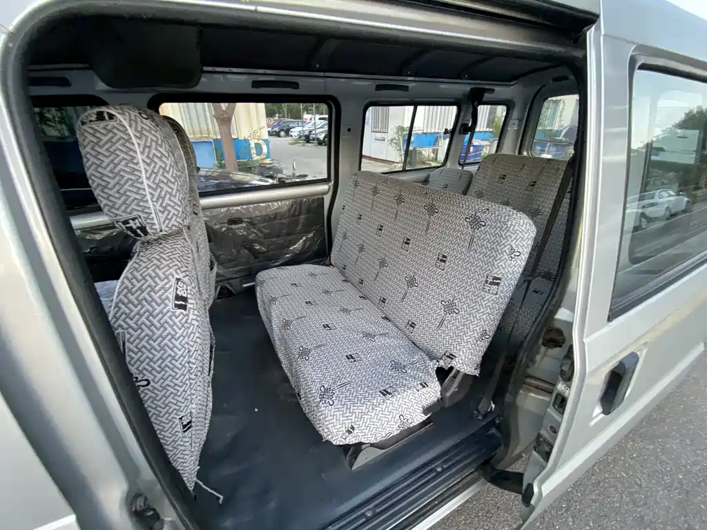 Wuling Rongguang — миниатюра 8