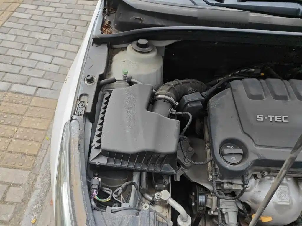 Chevrolet Cruze — миниатюра 19