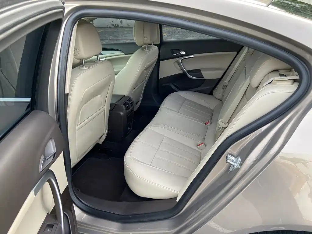 Buick Regal — миниатюра 9