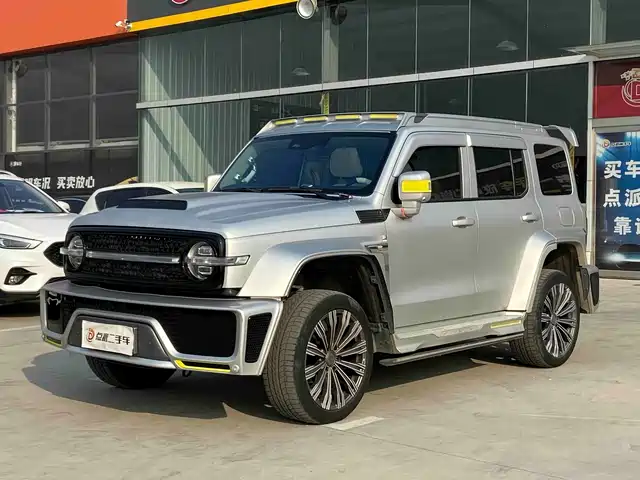 TANK CO CREATION TANK 300