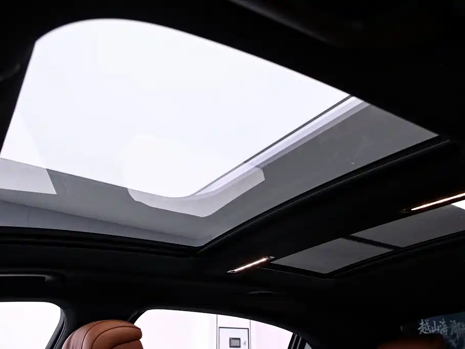 Mercedes-Benz S-Class — миниатюра 11