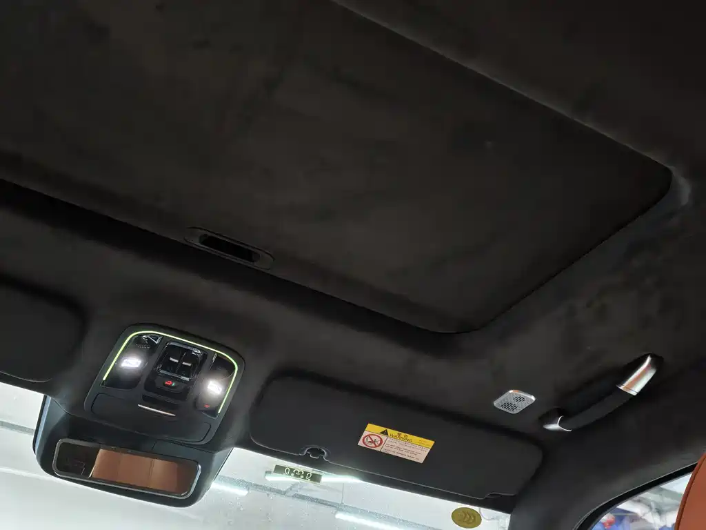 TANK TANK 700 NEW ENERGY