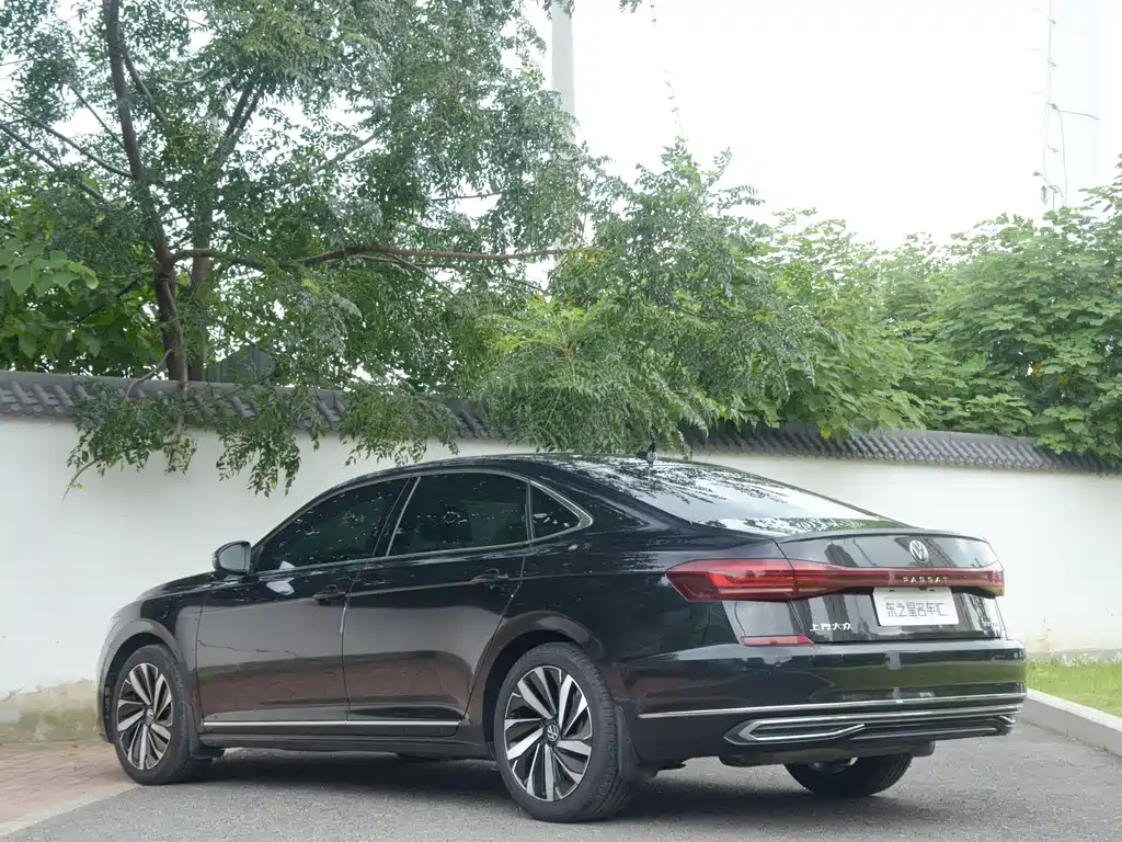Volkswagen Passat — миниатюра 13