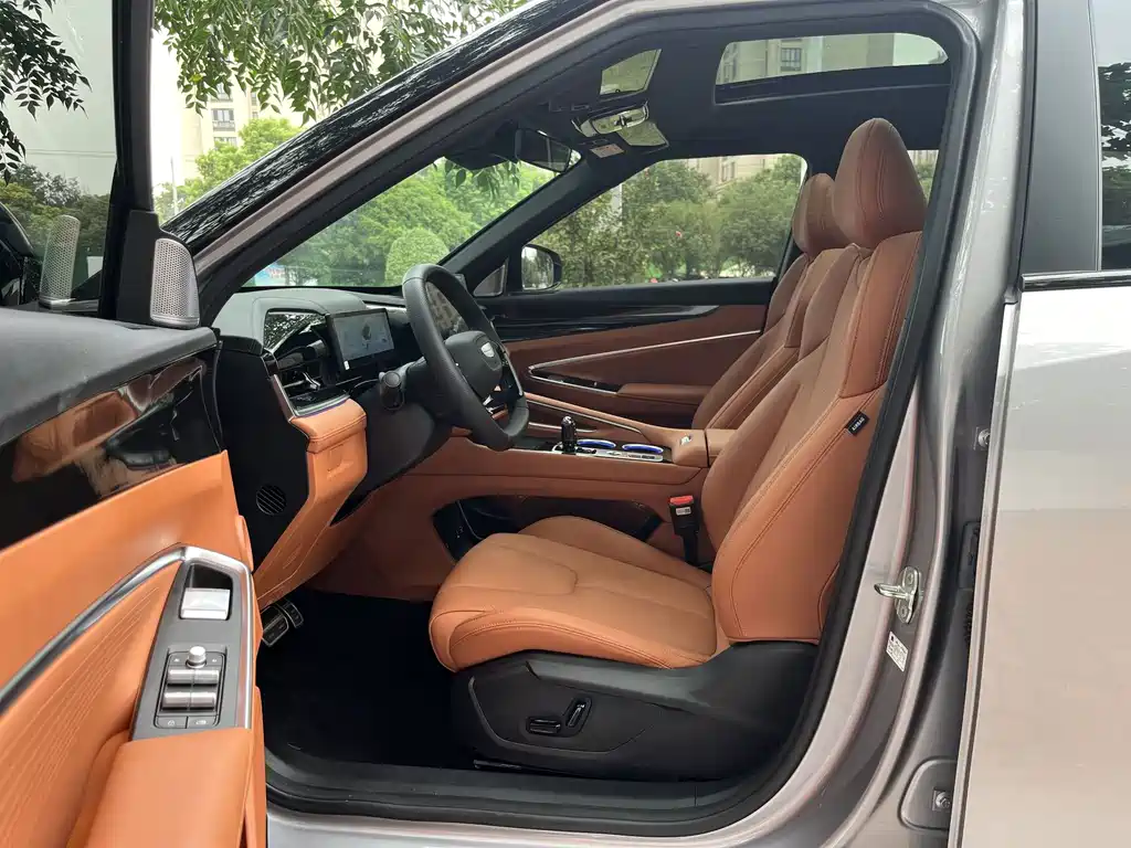 Geely Boyue — миниатюра 6