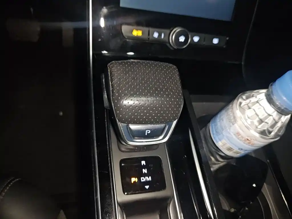 Roewe RX5 MAX — миниатюра 7