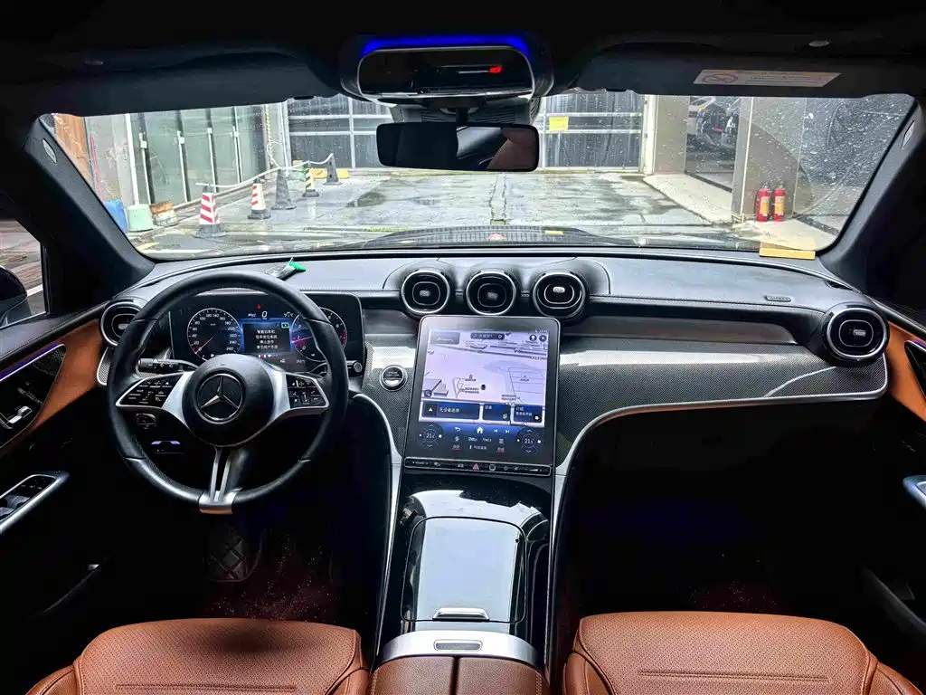 Mercedes-Benz GLC — миниатюра 12