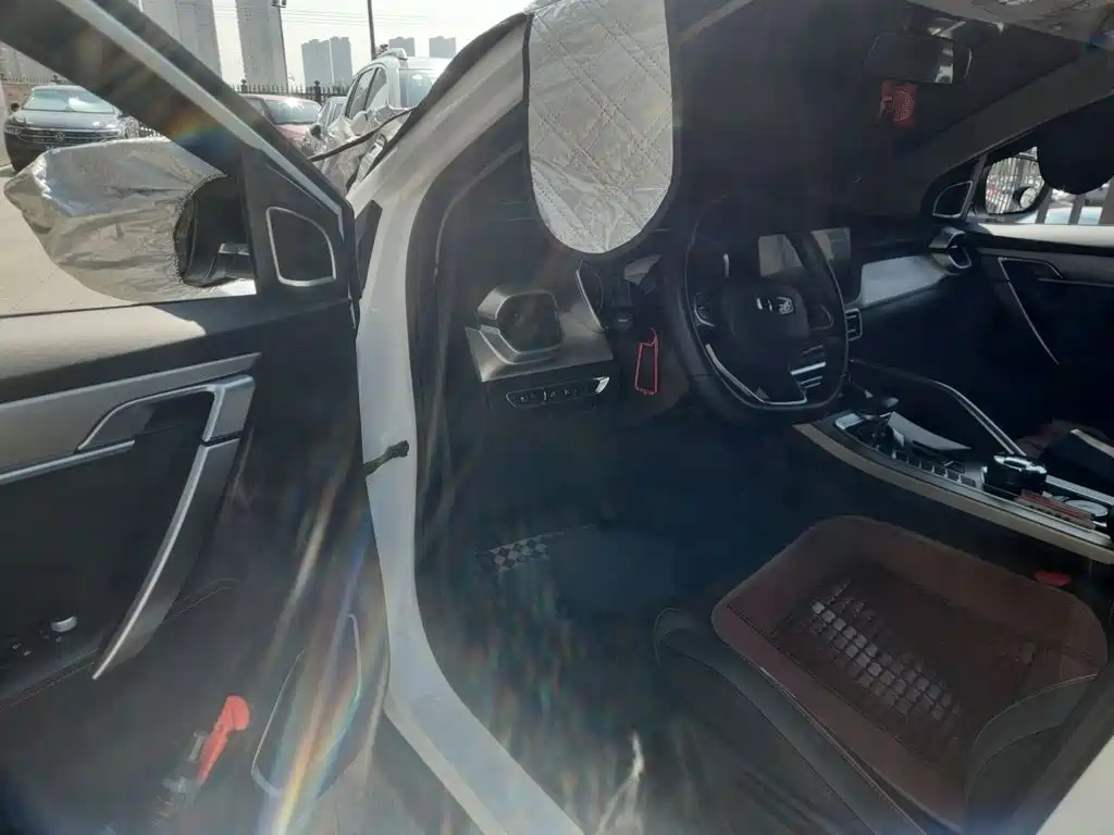 Geely Binyue — миниатюра 14