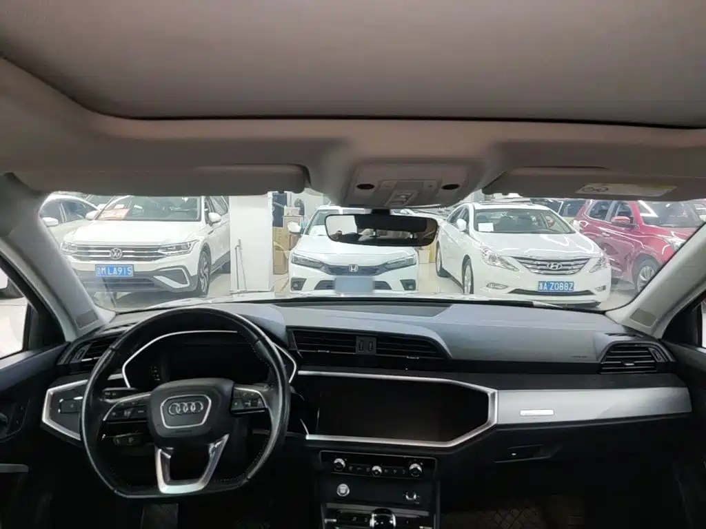 Audi Q3 — миниатюра 18