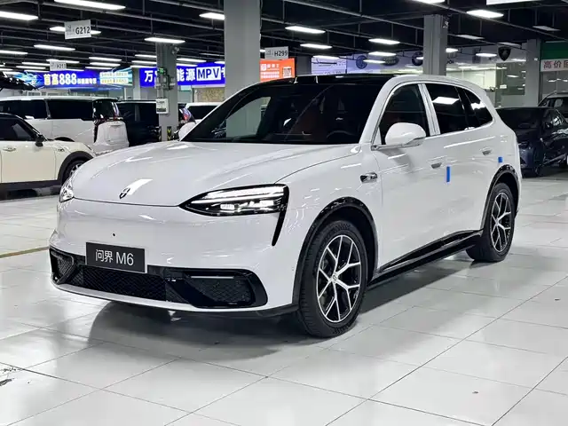 AITO M6