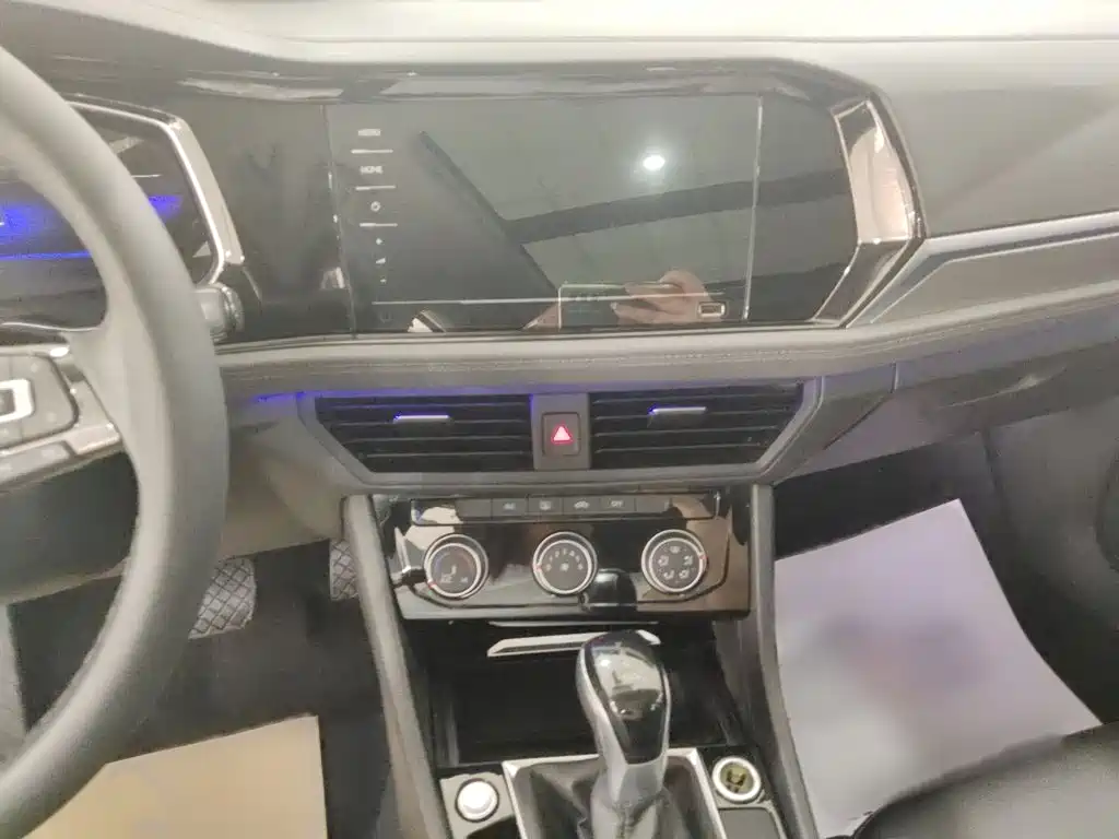 Volkswagen Sagitar — миниатюра 7