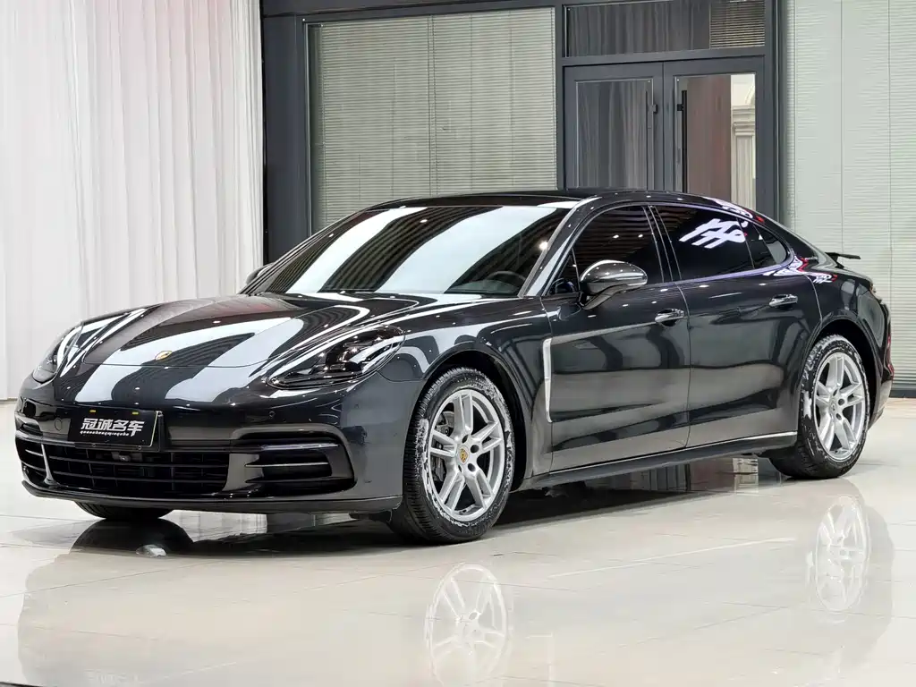 Porsche Panamera 2018