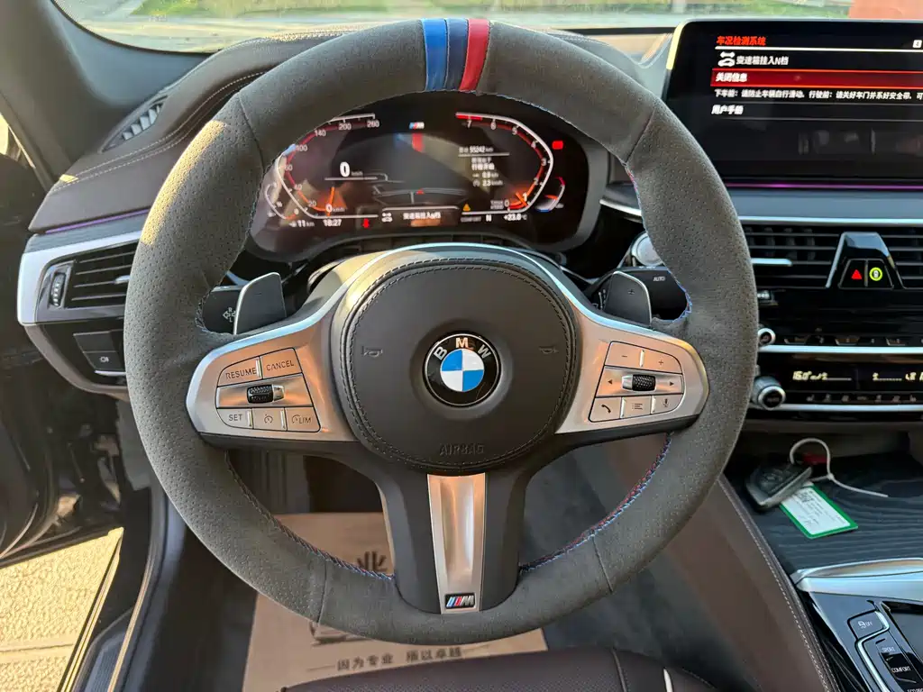 BMW 5 Series — миниатюра 25