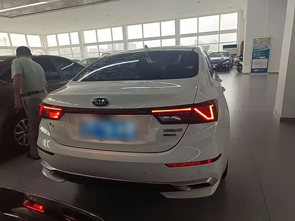 Kia K3 — миниатюра 6
