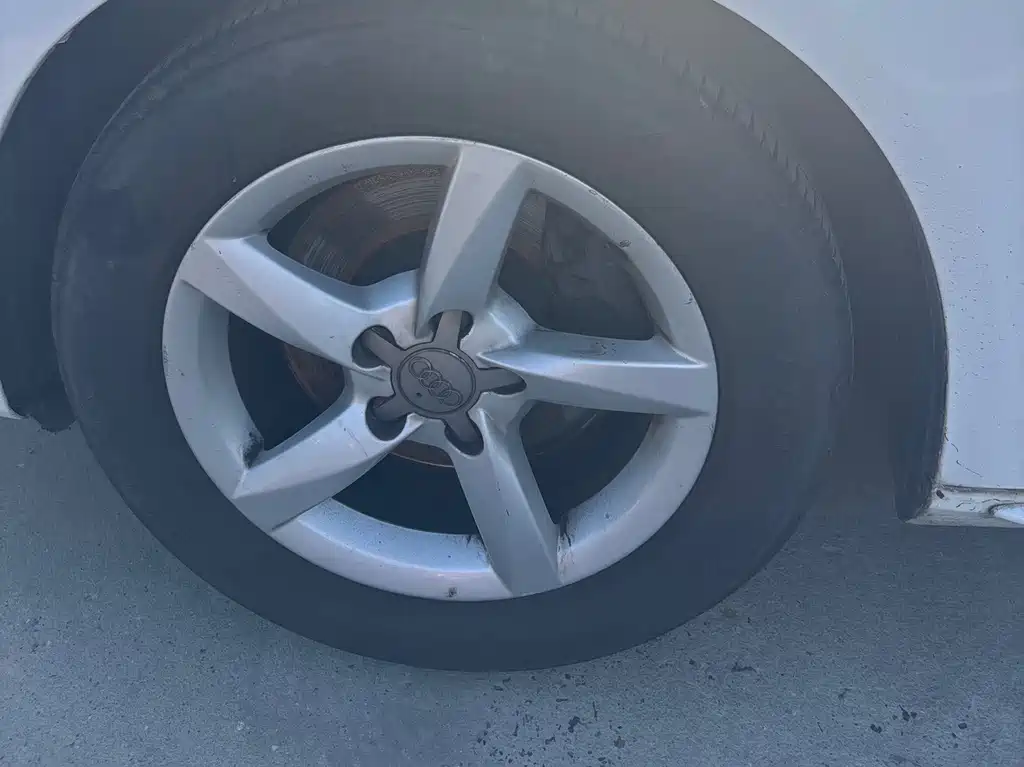Audi A4L 2013 35 TFSI AT Comfort