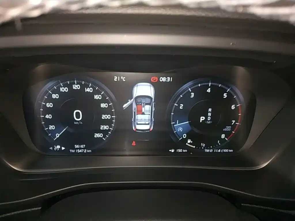 Volvo XC40 — миниатюра 12