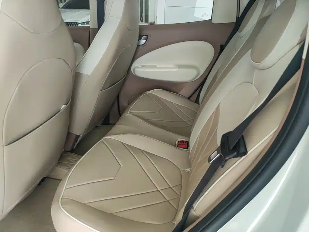 Wuling MINIEV — миниатюра 17