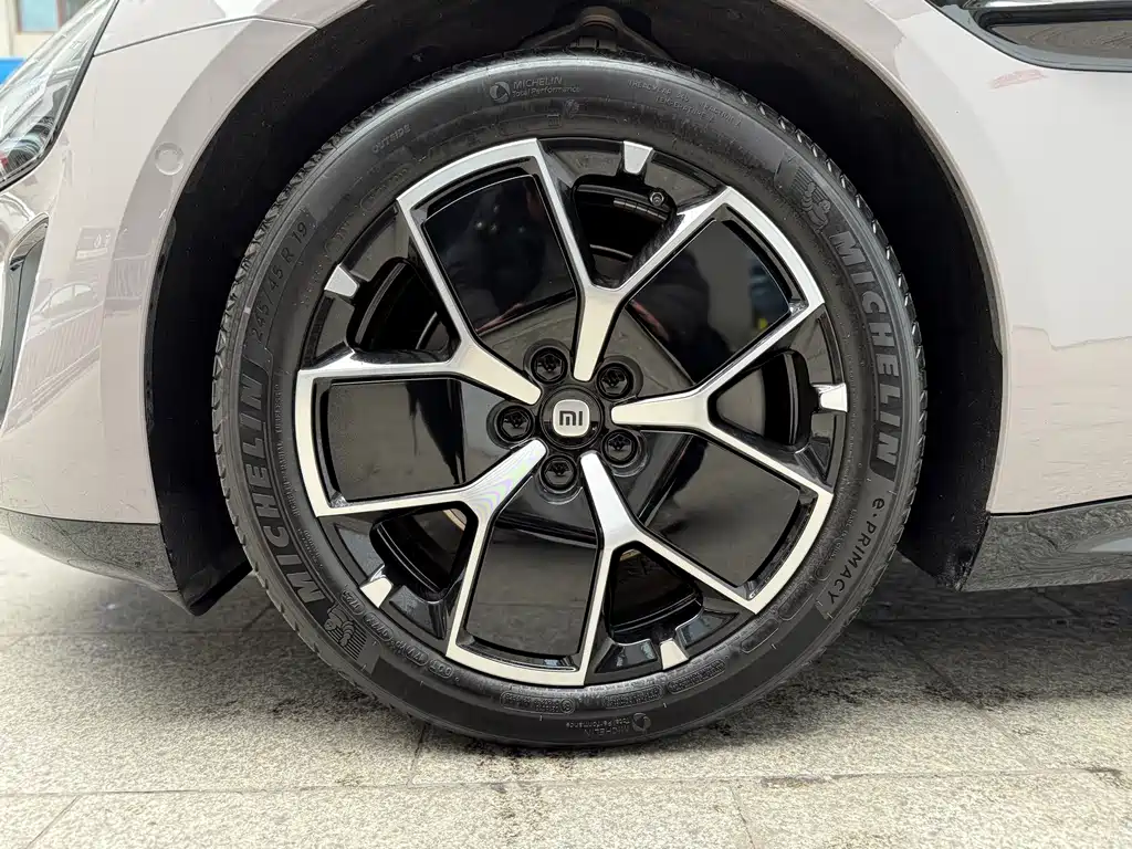 XIAOMI CAR XIAOMI SU7