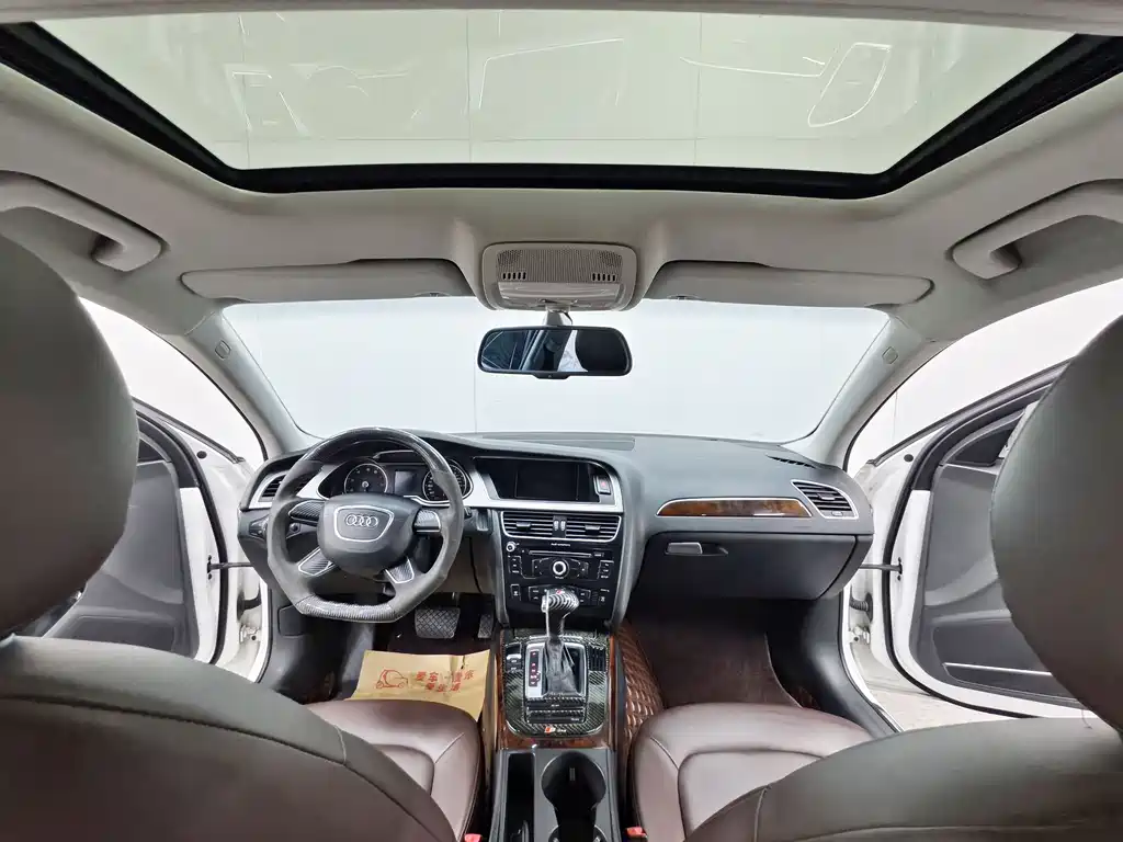 Audi A4L 2015 30 TFSI AT Comfort