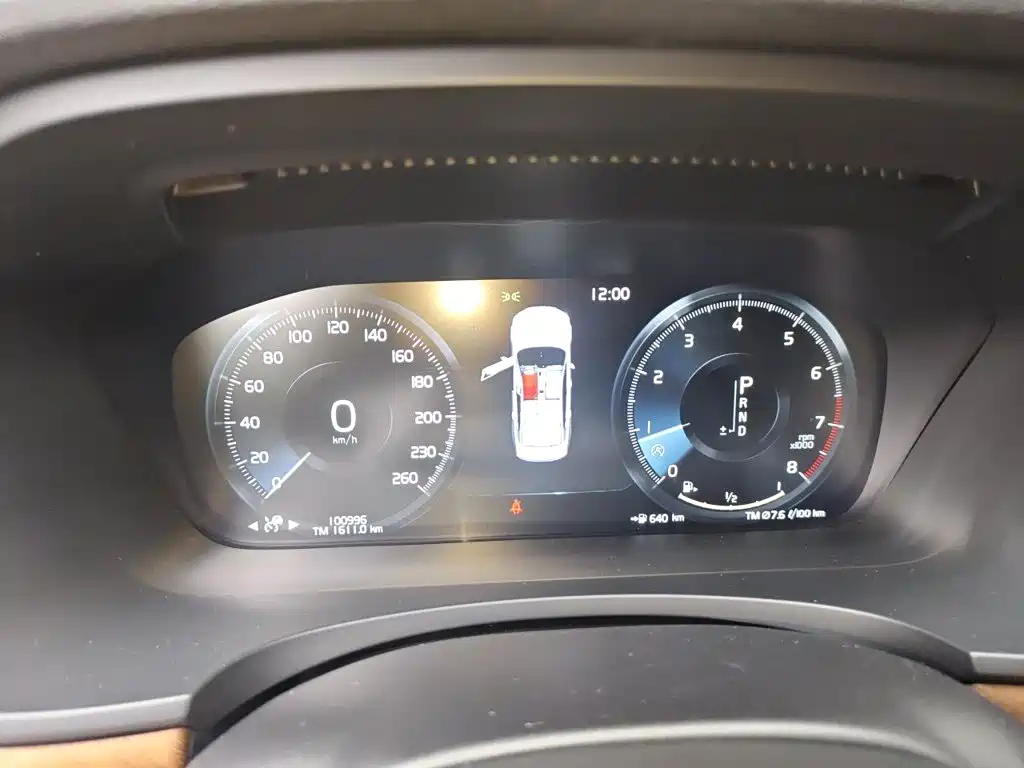 Volvo S90 — миниатюра 4