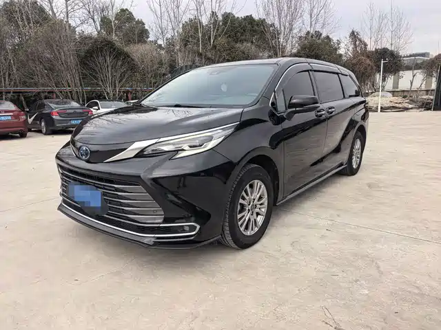 TOYOTA SIENNA 2022