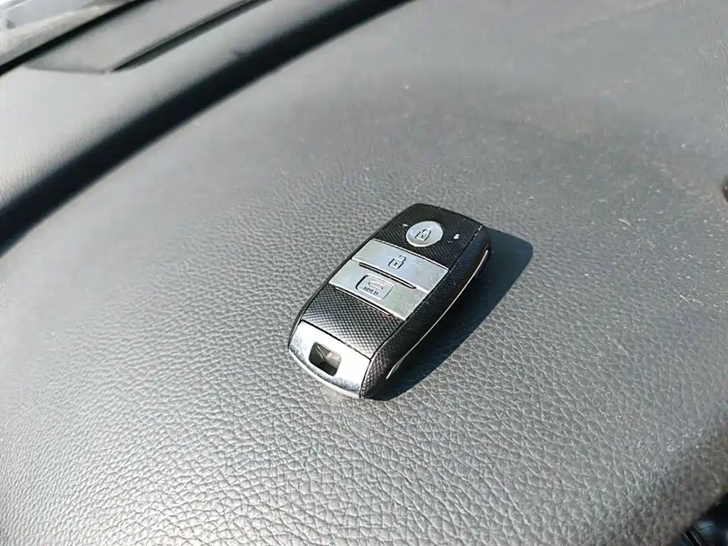Kia K4 — миниатюра 9