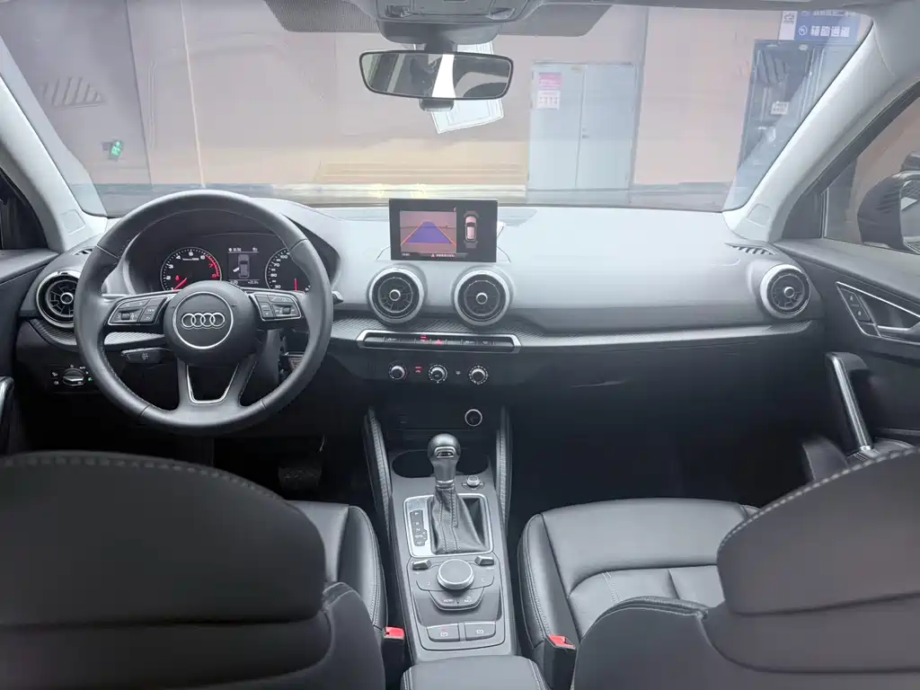 Audi Q2L — миниатюра 12