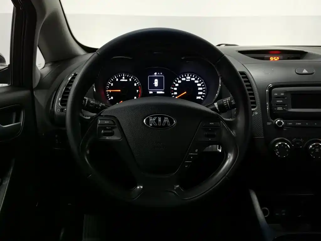 Kia K3 — миниатюра 11