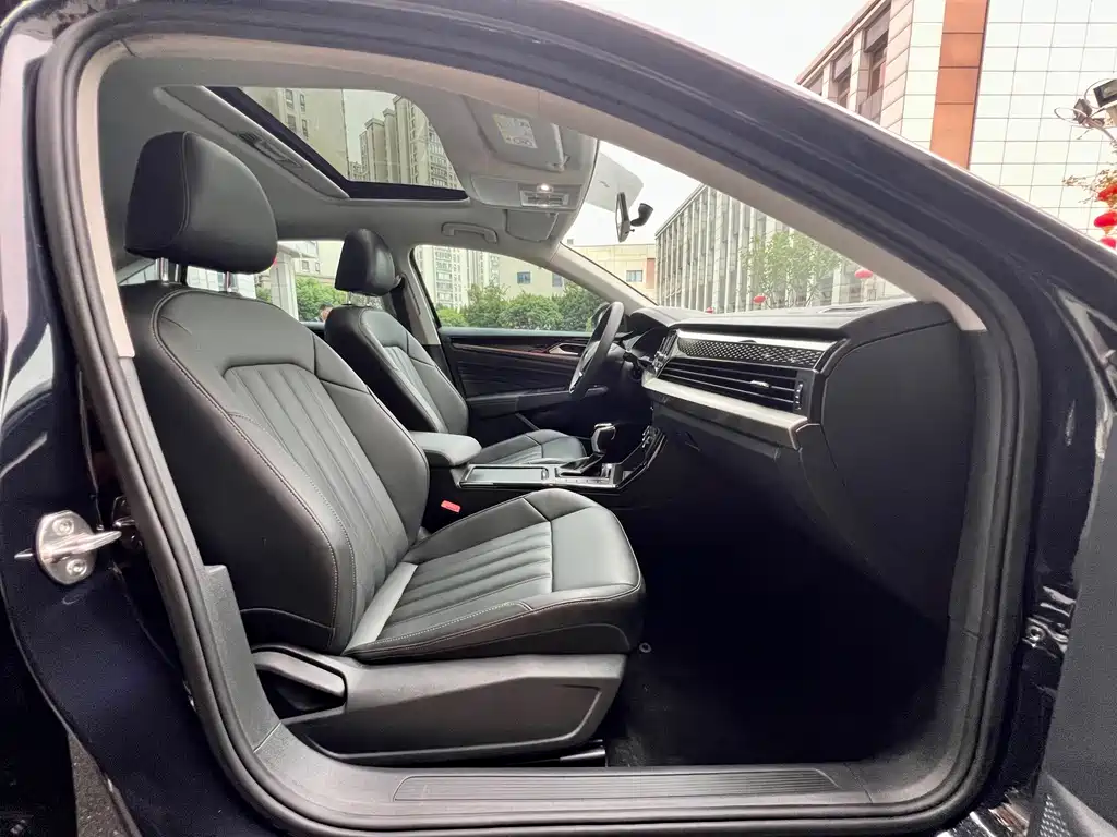 Volkswagen Passat — миниатюра 26