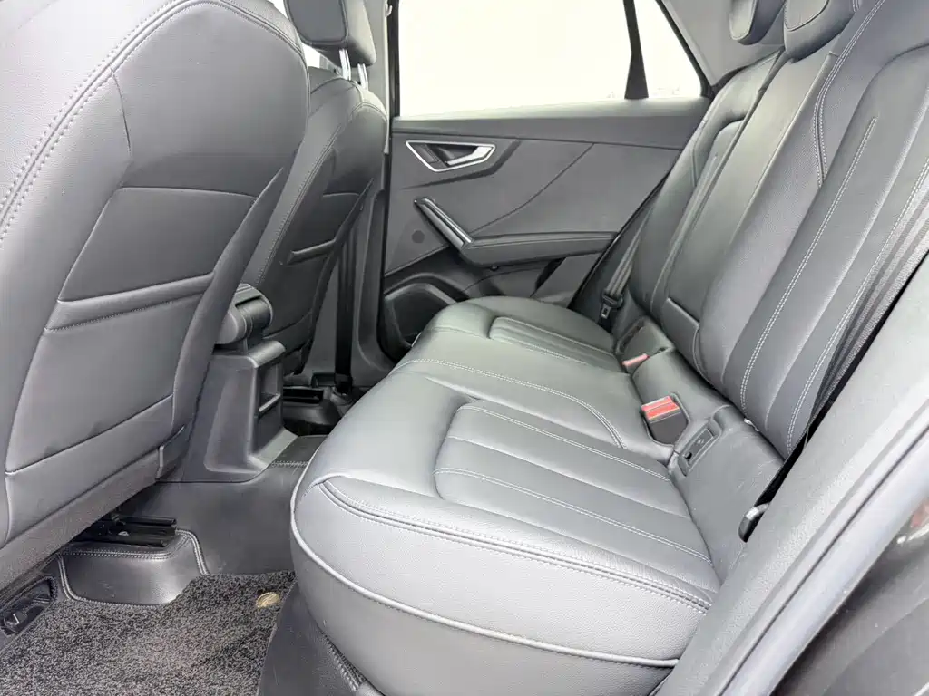 Audi Q2L — миниатюра 18